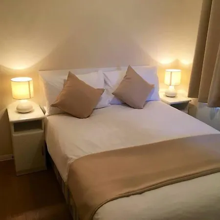 Chalet Marios Padstow
